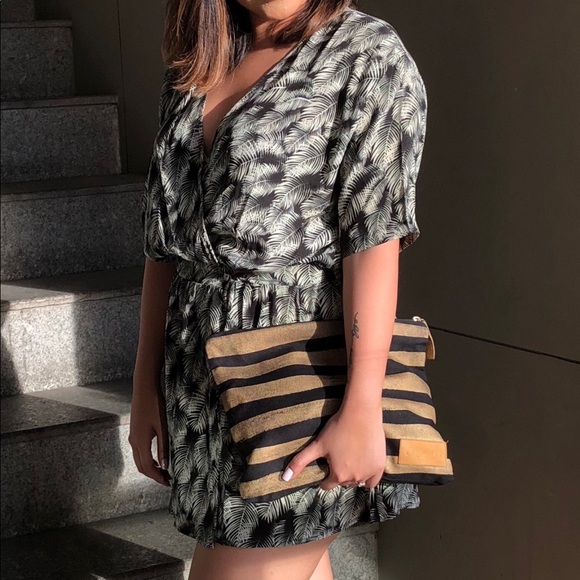 night palm rome dress - Picture 3 of 3